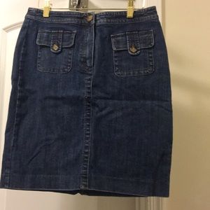 Stretch denim skirt